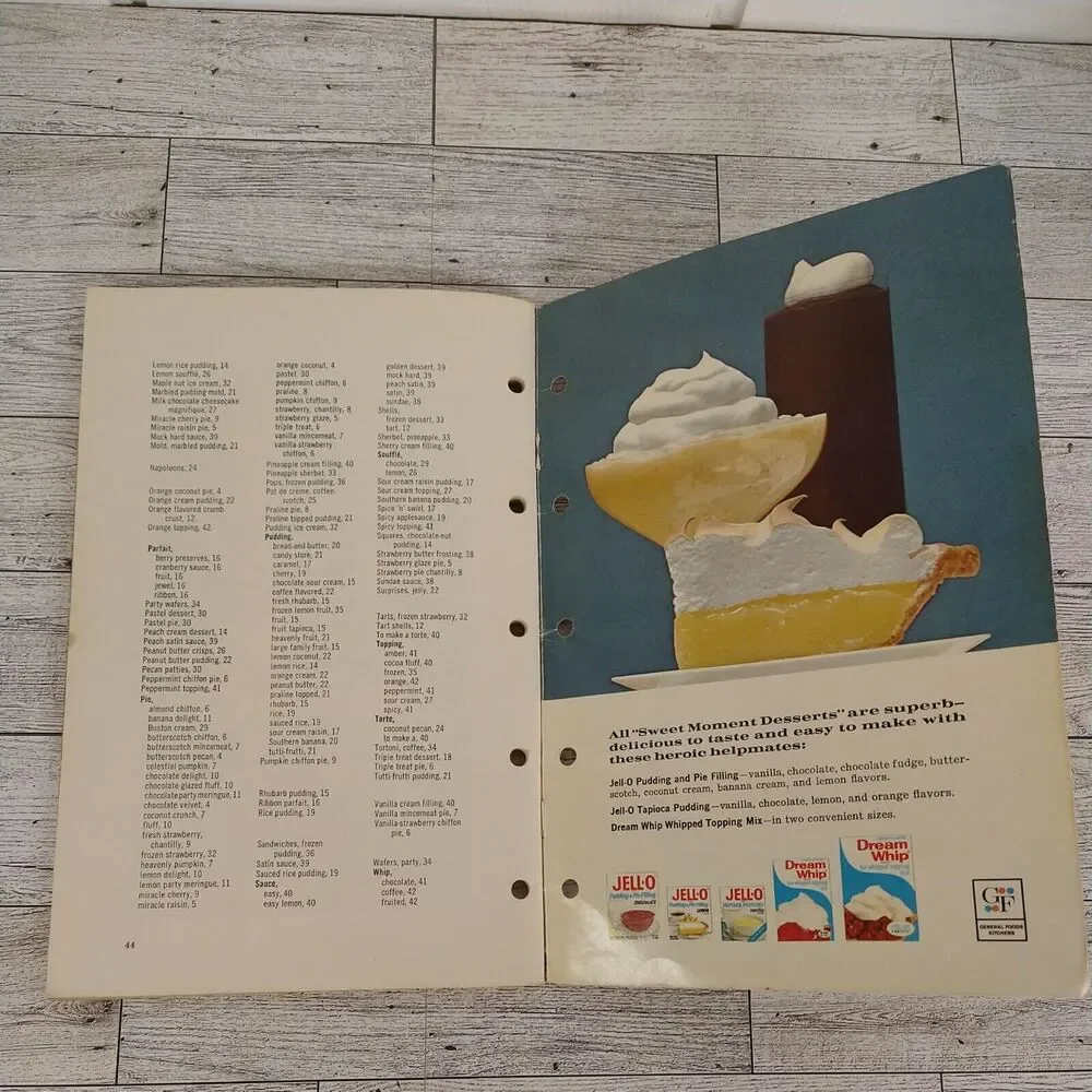 SWEET MOMENT DESSERTS 1963 Cookbook Booklet General Foods Recipes PB Illustrated